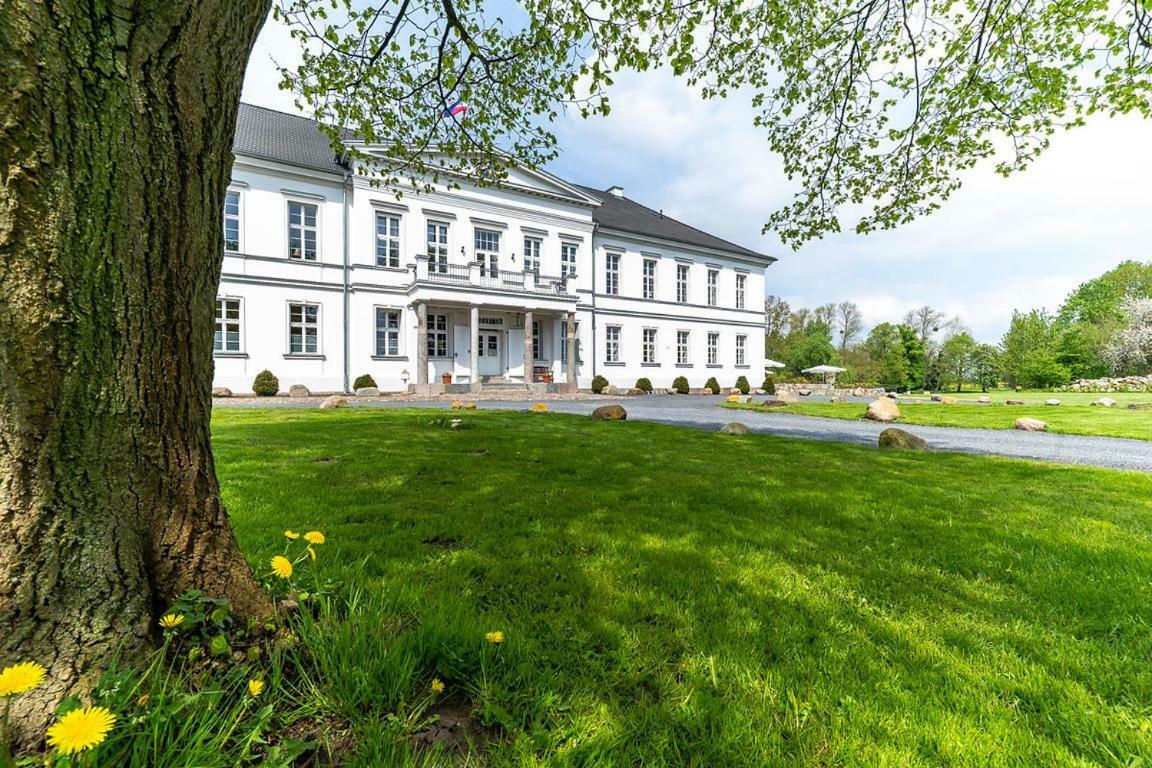 Апартаменти Gutshaus Gross Helle Moelln Екстер'єр фото