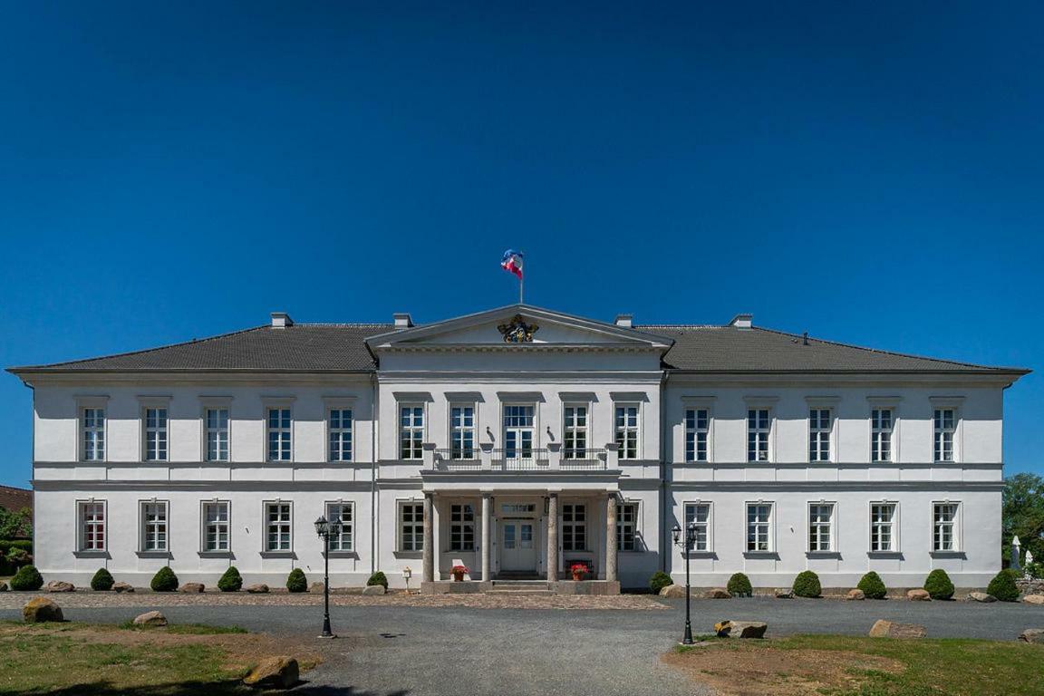 Апартаменти Gutshaus Gross Helle Moelln Екстер'єр фото